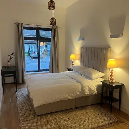 Crownage Court Apartment